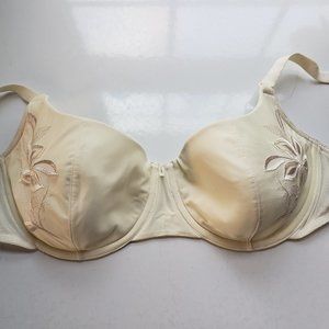 Victoria's Secret ivory bra 36C